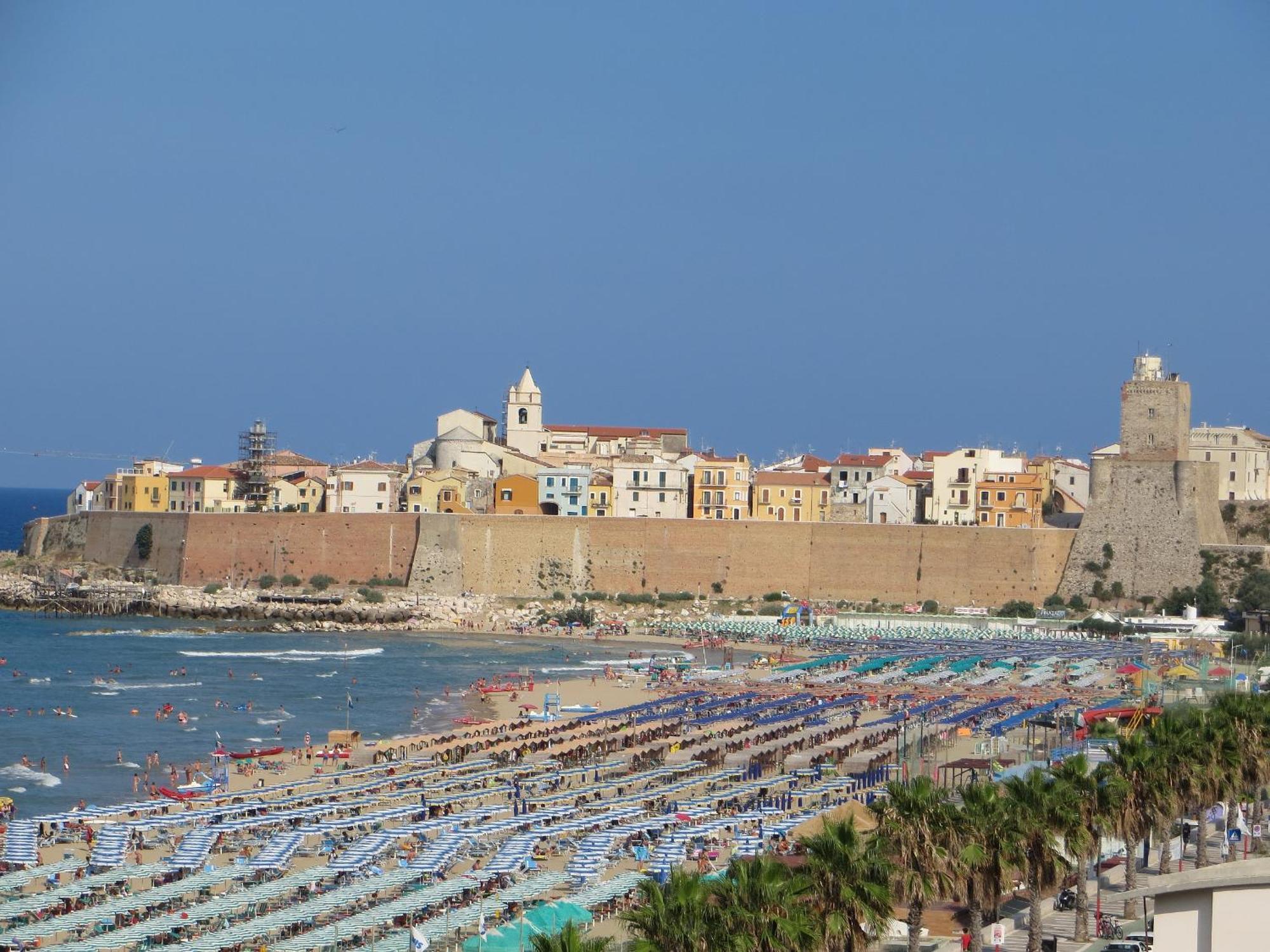 Lumia Hotel Termoli Kültér fotó