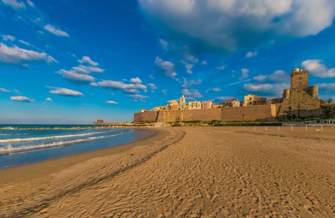 Lumia Hotel Termoli Kültér fotó
